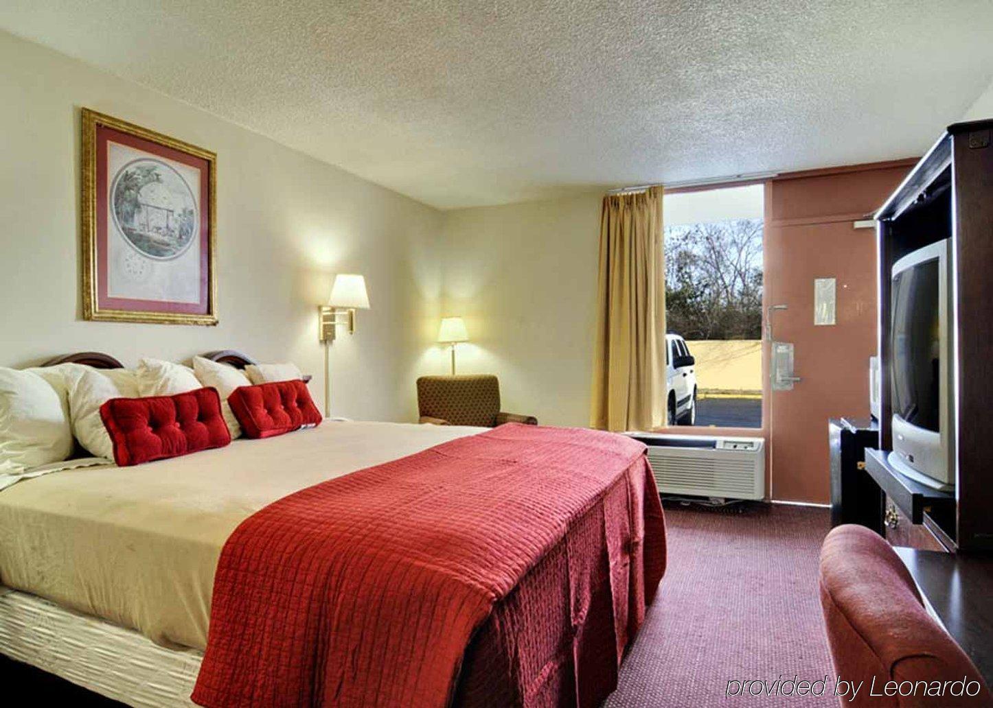 Econo Lodge Inn&Suites Macon Habitación foto